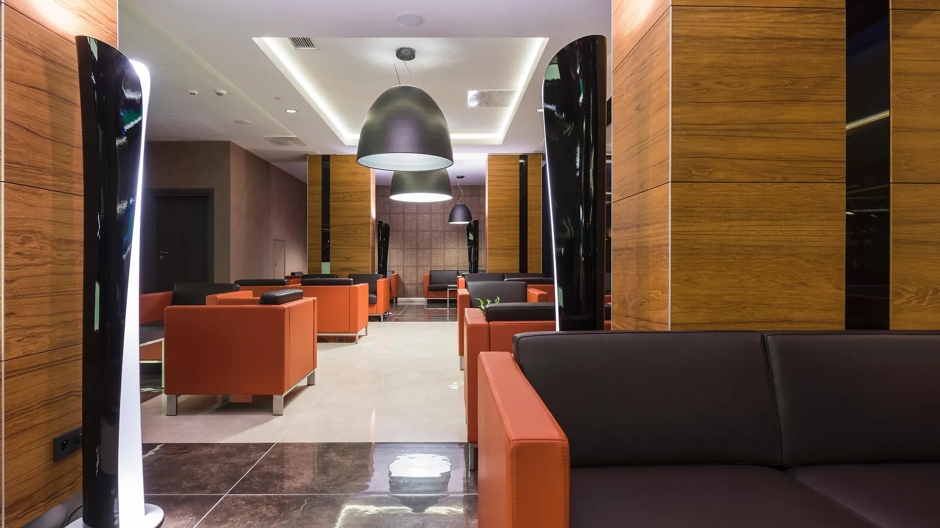 Q Hotel Plus Krakow 4*,
