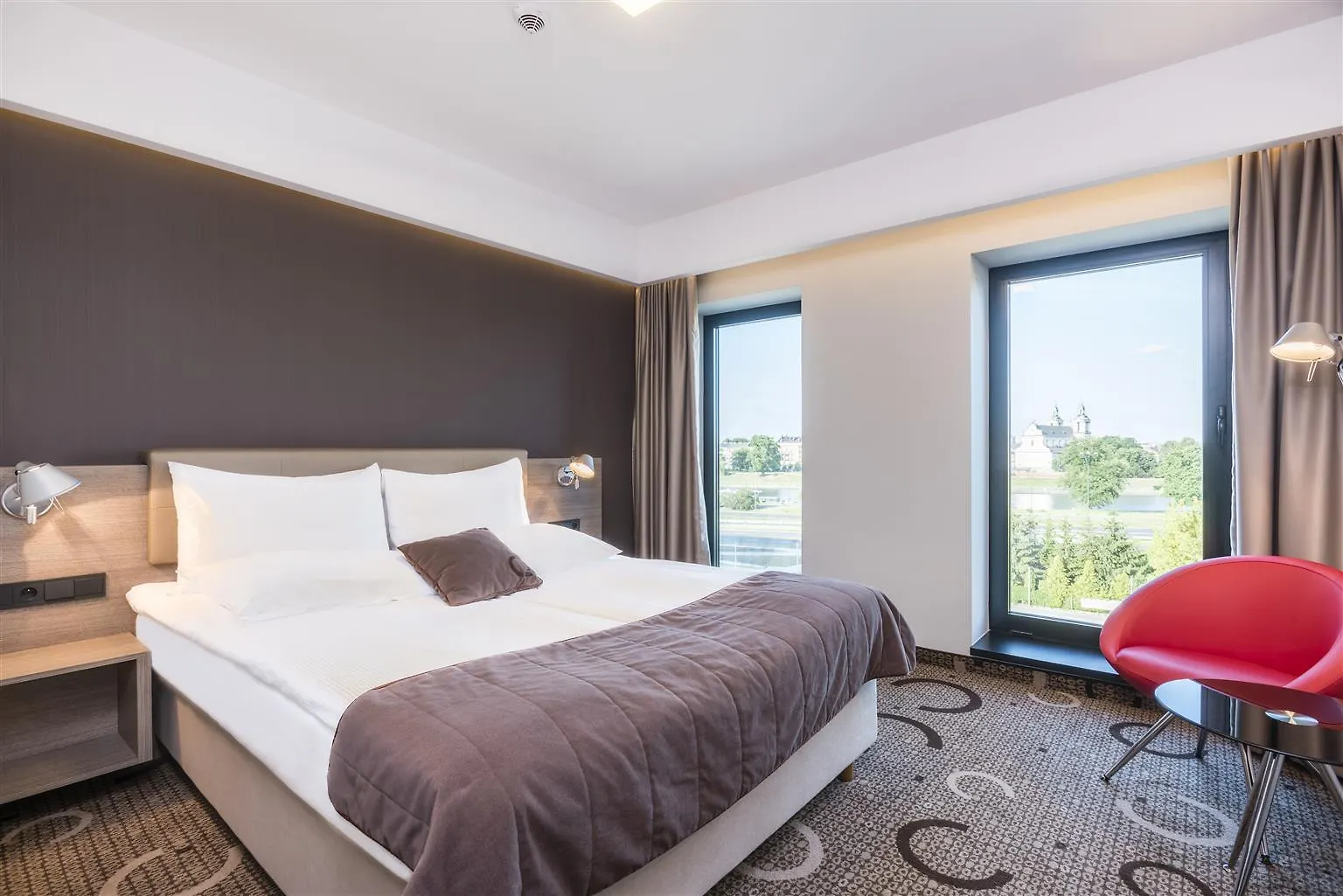 Q Hotel Plus Krakow 4*,