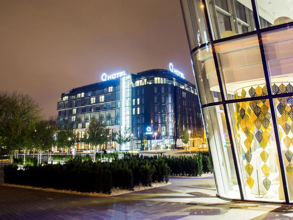Q Hotel Plus קרקוב